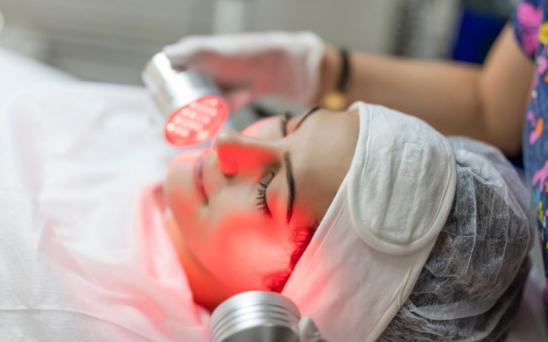 Máy trị liệu hồng ngoại là gì?