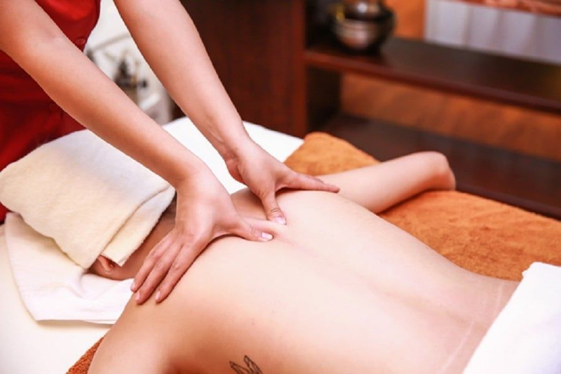Trị liệu cổ vai gáy bằng dưỡng sinh có hiệu quả không?