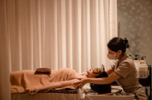 Học Quản Lý Spa Có Thực Sự Cần Thiết? Những Thông Tin Quan Trọng